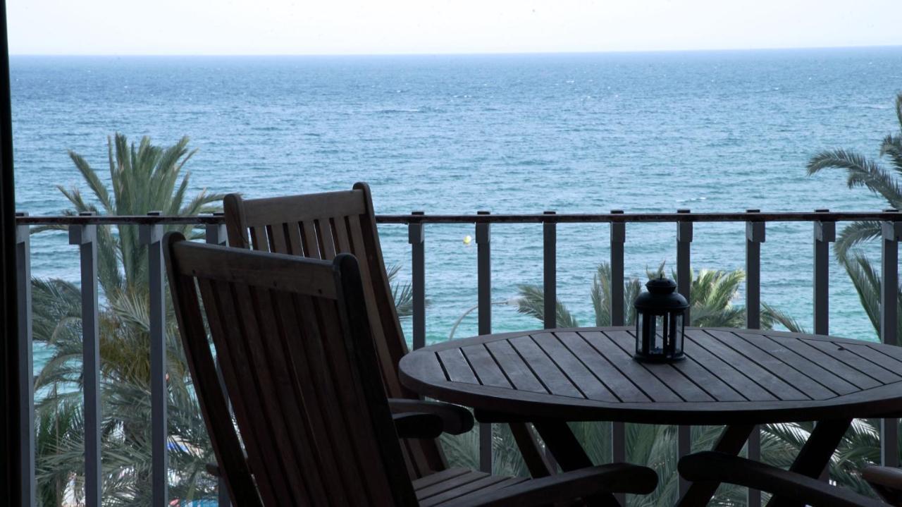 Apartamento Con Vistas Al Mar. Primera Linea De Playa. Aguadulce  Dış mekan fotoğraf