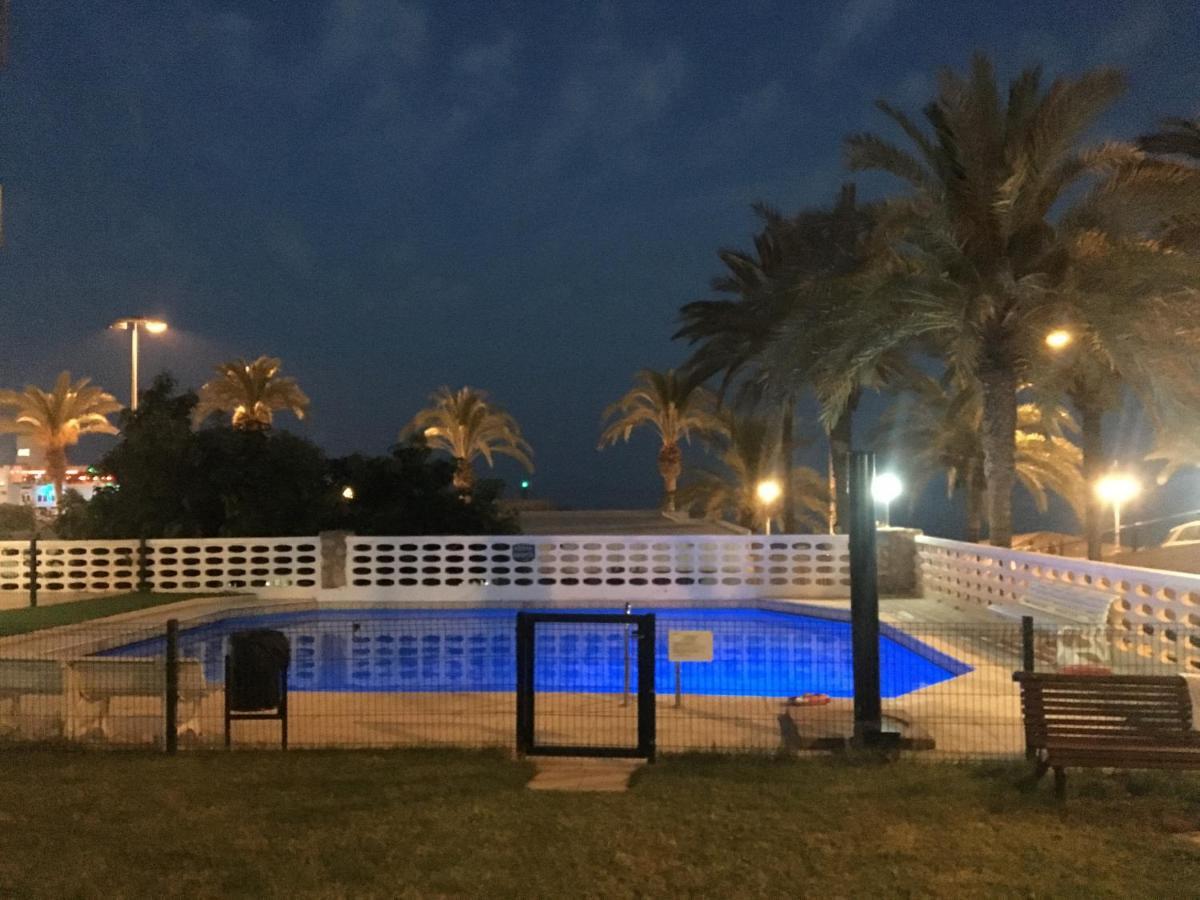 Apartamento Con Vistas Al Mar. Primera Linea De Playa. Aguadulce  Dış mekan fotoğraf